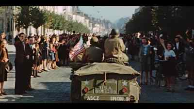 {\an8}I'd landed a few days after D-Day - World War II: From the Frontlines