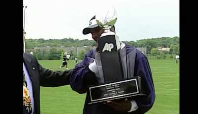 {\an8}I mean, for our franchise,
it was important, - Untold: The Murder of Air McNair