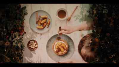 {\an8}I said publicly
right from the start - Apple Cider Vinegar