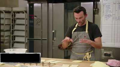 {\an8}I try to make sure that
we have some cheese - No Recipe Road Trip With the Try Guys