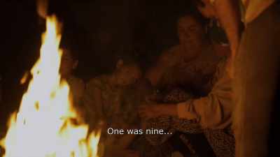 {\an8}I had two other sisters,
who died too. - Honeyland