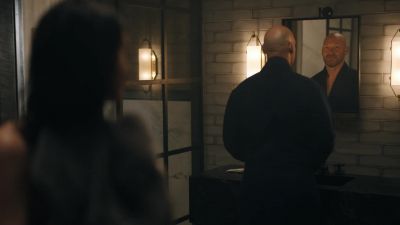 {\an8}You good? - Billions