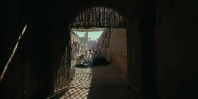 {\an8}"If you refuse to let them go, - Testament: The Story of Moses
