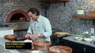 {\an8}If you throw
your dough around
and it sounds heavy - No Recipe Road Trip With the Try Guys
