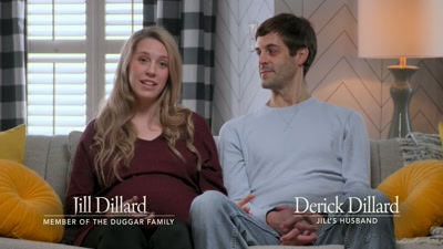 {\an8}I'm Jill Dillard and I'm
from Springdale, Arkansas. - Shiny Happy People: Duggar Family Secrets