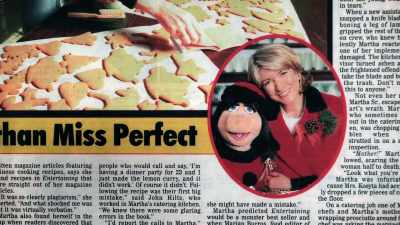 {\an8}In the '90s, - Martha
