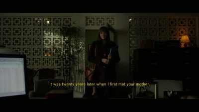 {\an8}It was 20 years later
when I first met your mother. - Death and Other Details