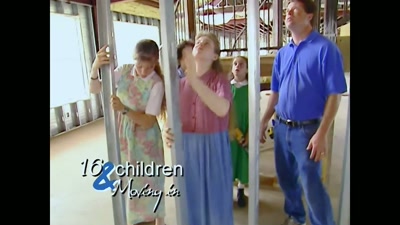 {\an8}[Jim Holt] Jim Bob needed
help getting his house done - Shiny Happy People: Duggar Family Secrets