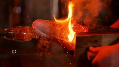 {\an8}[John M] All right, nice, nice heat.
This is what we're looking for. - Blown Away