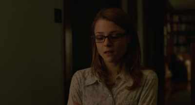{\an8}Keep this to yourself
and I'll get you some laxatives. - To the Bone