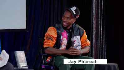 {\an8}Look at that coat.
I wish I had the confidence - Adam Ray Is Dr. Phil UNLEASHED