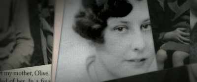 {\an8}My mother was a mystery. - The Pigeon Tunnel