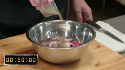 {\an8}[narrator] 50 minutes to go. - No Recipe Road Trip With the Try Guys
