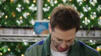 {\an8}[narrator] And Ned is still
trying to get the spice mix - No Recipe Road Trip With the Try Guys