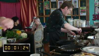 {\an8}[narrator] One minute,
twenty-five second left. - No Recipe Road Trip With the Try Guys