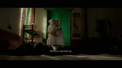 {\an8}No one warned us, - Death and Other Details