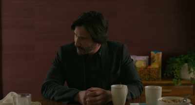 {\an8}Not yet, but I think, in a few days,
that's exactly what she needs. - To the Bone