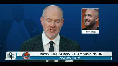 {\an8}Notably absent from the game
was Travis Bugg, - Running Point