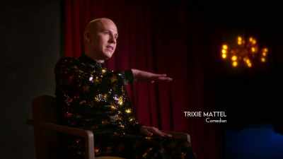 {\an8}...now I'm adding
a talent level to something... - Outstanding: A Comedy Revolution