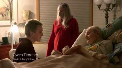 {\an8}OWEN TIMONER
FILHO DE DAVID E KELLY - Last Flight Home