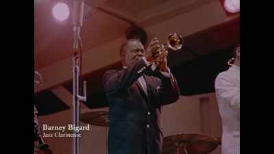 {\an8}People got tired of that situation, - Louis Armstrong's Black & Blues