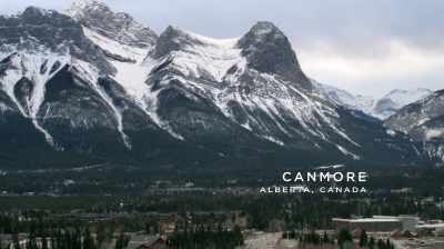 {\an8}[PETER] A few months
after our shoot in Squamish, - The Alpinist