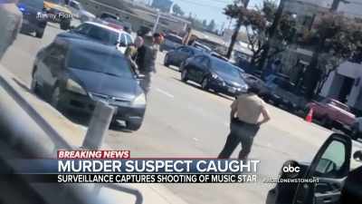 {\an8}REPORTER: Tonight,
after an aggressive - Hip Hop Uncovered