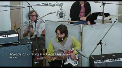 {\an8} - The Beatles: Get Back