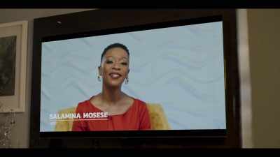 {\an8}SALAMINA MOSESE
HOST - Love, Sex and 30 Candles