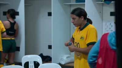 {\an8}Sam's always been a really shy person. - Matildas: The World at Our Feet