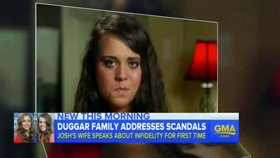 {\an8}Several family members - Shiny Happy People: Duggar Family Secrets