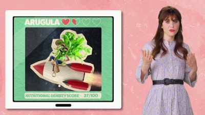 {\an8}She's often called
rocket, arugula,
colewort, and roquette, - What Am I Eating? With Zooey Deschanel