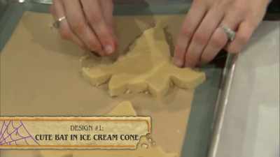 {\an8}So I'm adding that extra
sweet, if you will, element. - Halloween Cookie Challenge