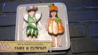 {\an8}So, I'm giving you
two different costumes. - Halloween Cookie Challenge