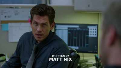 {\an8}So put those feelings
in a box and put it away. - True Lies