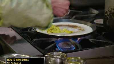 {\an8}So right over here,
the filling goes in. - No Recipe Road Trip With the Try Guys