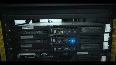 {\an8}So, each server had to be backed up
before it could be taken down. - Cyberbunker: The Criminal Underworld