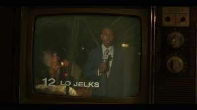 {\an8}Suspicions abound that - Fight Night: The Million Dollar Heist