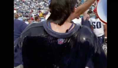 {\an8}Tennessee is going
to the Super Bowl. - Untold: The Murder of Air McNair