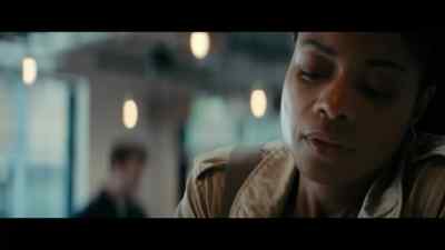 {\an8} Thanks. - The Man Who Fell to Earth