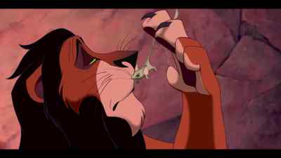 {\an8} There's certain features,
his eyes, - The Lion King at the Hollywood Bowl