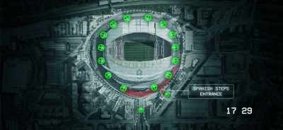 {\an8}These ticketless fans
were now on the outer concourse, - The Final: Attack on Wembley
