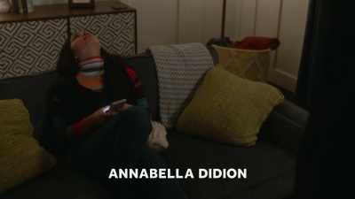 {\an8}They pay for this house, your food, - True Lies