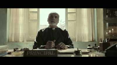{\an8}Truth be told, that's when
I found out that this school - Gangubai Kathiawadi