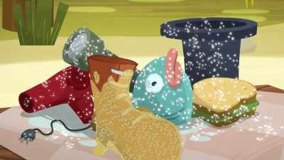 {\an8}We'll need them
on every tree and trash can - Angry Birds: Summer Madness