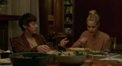 {\an8}Well, we're gonna help you make it past.
Every bite you take feeds the miracle. - To the Bone