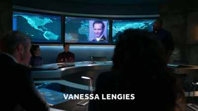 {\an8}We've had no luck with hacks, - True Lies