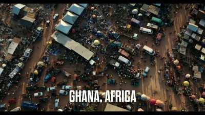 {\an8}When our foundation first started up,
it was focused on reproductive health - What's Next? The Future with Bill Gates