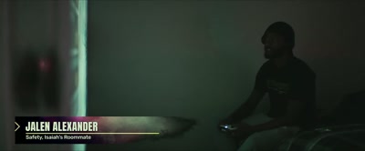 {\an8}Where you at man?
You got like 10 seconds. - Coach Prime