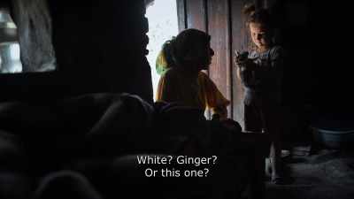 {\An8}Wich one do you want?
White? Ginger? Or this one? - Honeyland